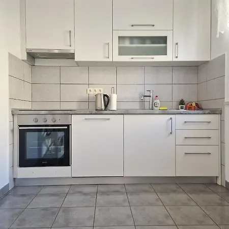 Daire Loris Hvar Town