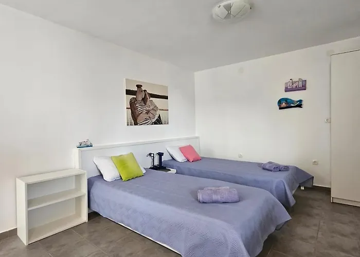 Apartment Loris Hvar Town